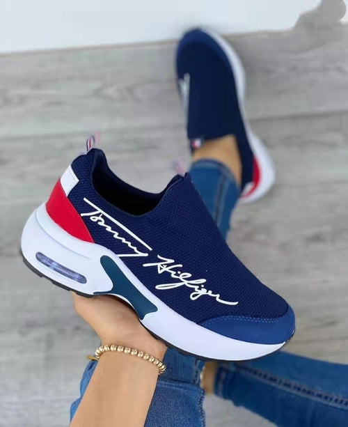 Tommy Hilfiger Ladies Walking Sneakers